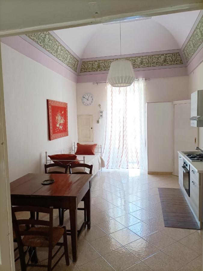 Apartamento Da Zio Lello Martina Franca Exterior foto